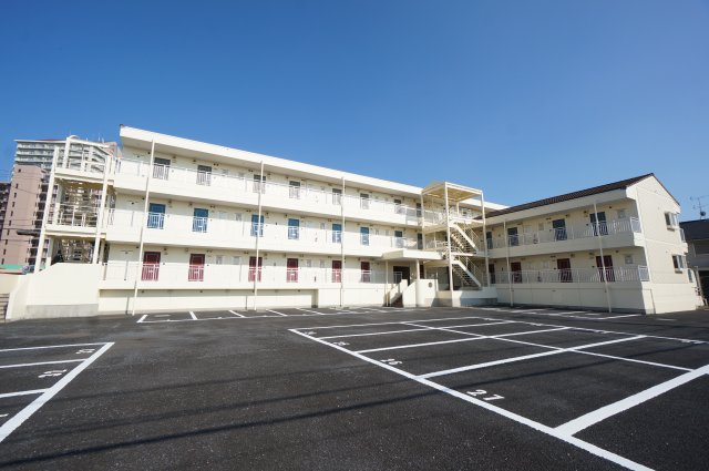 建物外観　物件、駅でお待ち合わせでのご案内歓迎！