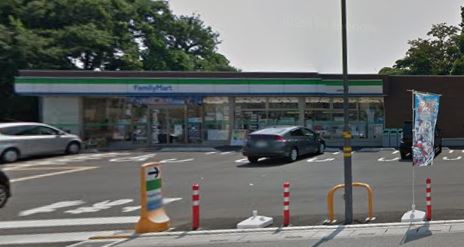 コンビニ　ファミリーマート 上尾原市西店（コンビニ）まで495m