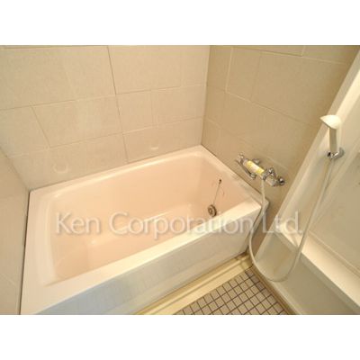 バス・シャワールーム　同タイプ9階のお部屋を撮影。仕様が異なることがあります。