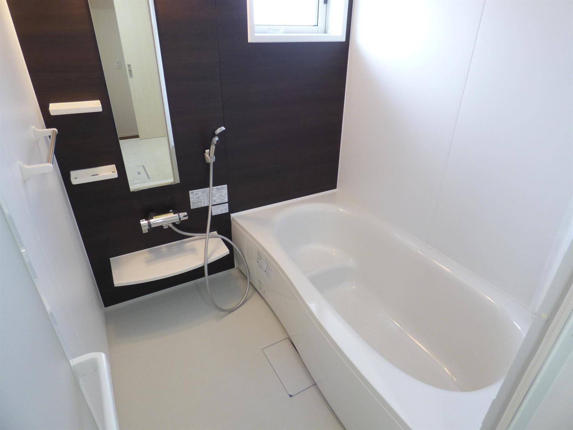 バス・シャワールーム　バス