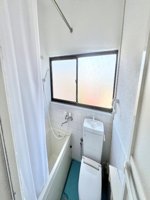 バス・シャワールーム　シャワールーム