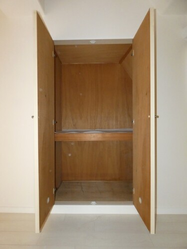 収納　収納（洋室　内装後）