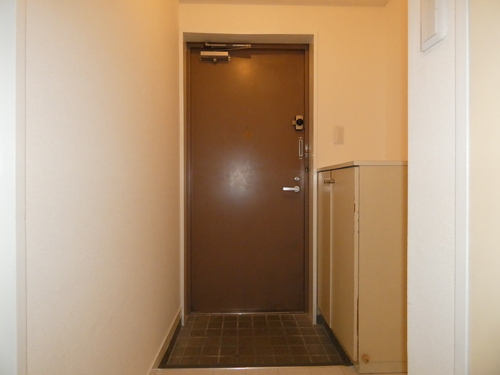玄関　玄関（内装後）