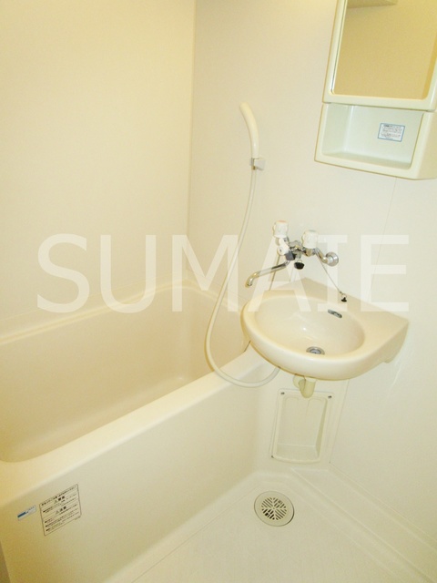 バス・シャワールーム　バスルームです☆