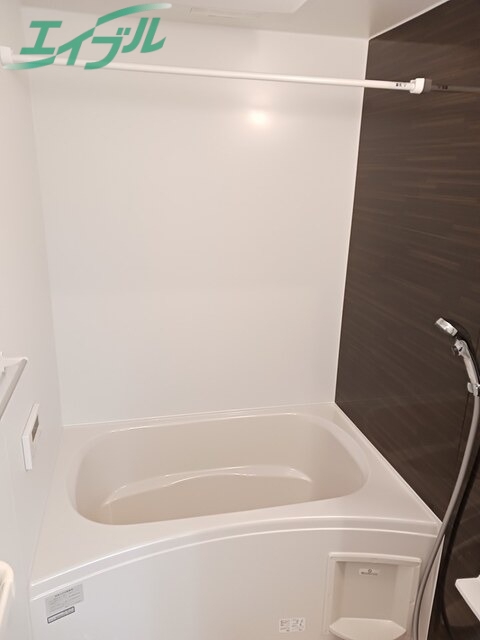 バス・シャワールーム　同型参考写真