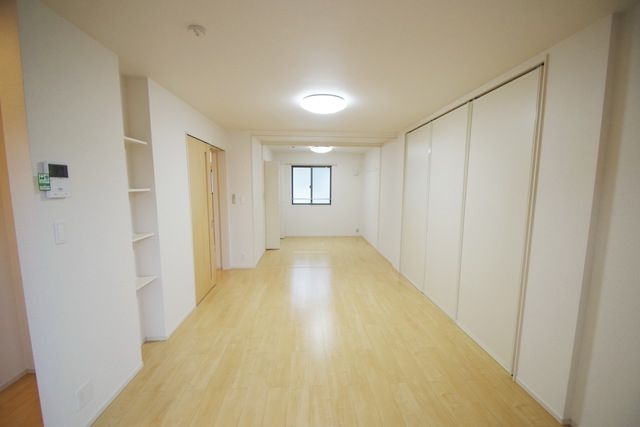 居室・リビング　★広々リビング★