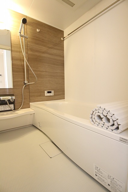 バス・シャワールーム　バスルーム　※別号室参考写真