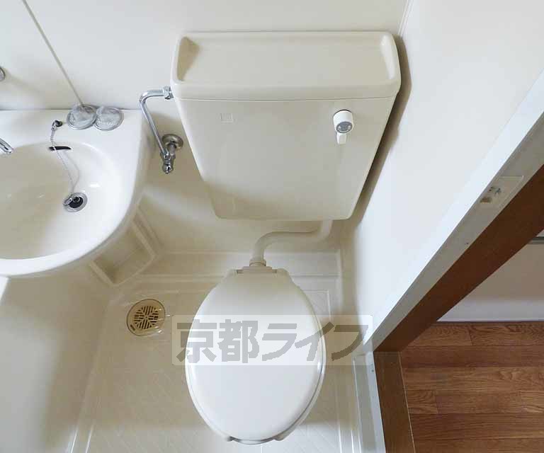 トイレ　ユニットバスのトイレです。