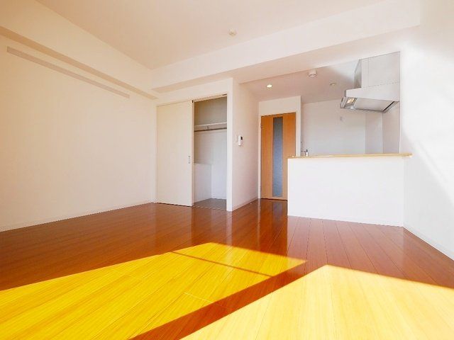 居室・リビング　★明るい洋室です★