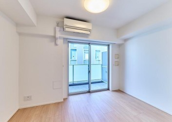 居室・リビング　写真は同タイプ住居です。