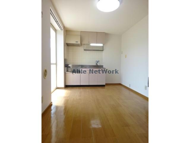 居室・リビング　７．７帖のLDK