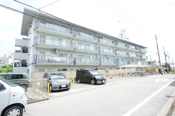 建物外観　オンライン内覧実施中