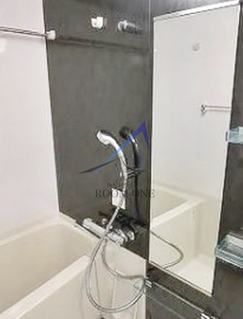 バス・シャワールーム　お風呂です。