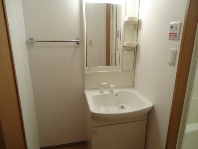 洗面設備　洗髪洗面化粧台