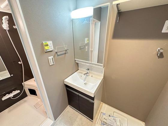 洗面設備　※別部屋の写真です
