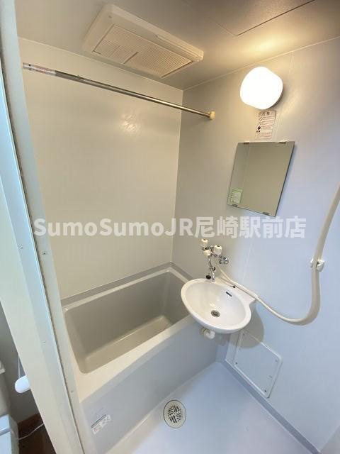 バス・シャワールーム　お風呂で日々の疲れを落としましょう