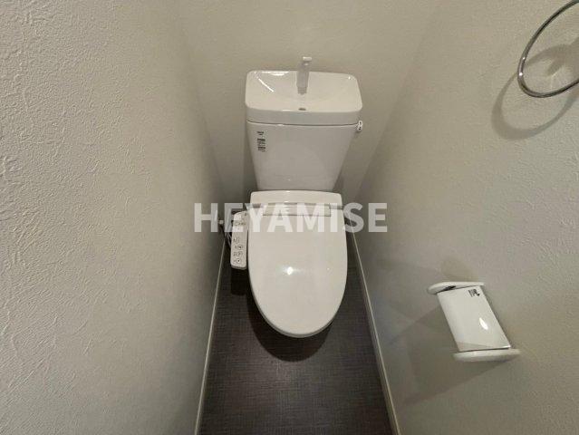 トイレ　※室内画像は類似物件のもの