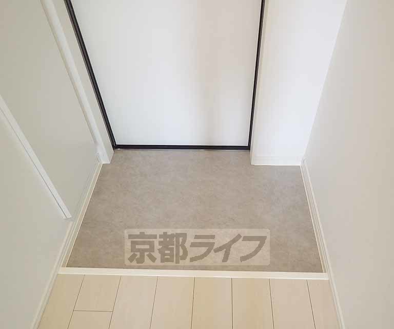 玄関　シューズボックスあります。