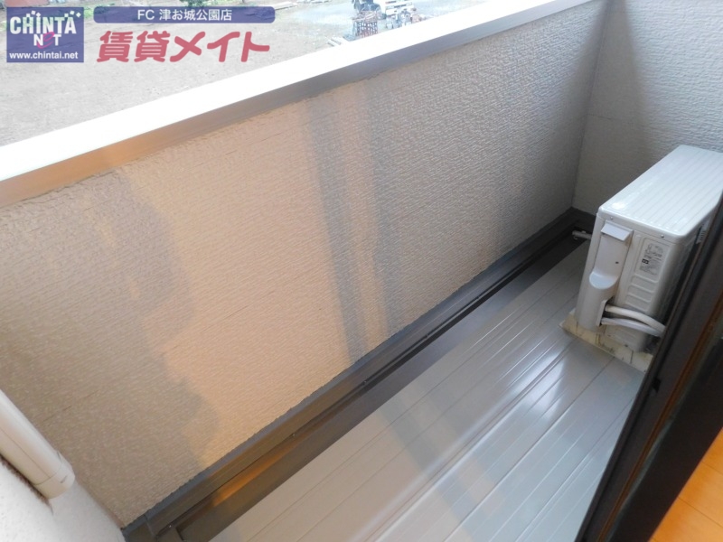 バルコニー　同型反転タイプ参考写真