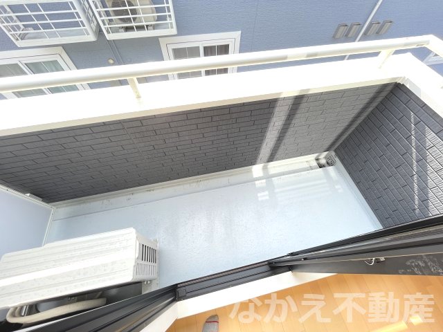 バルコニー　開放的で明るい空間を演出してくれるバルコニーです