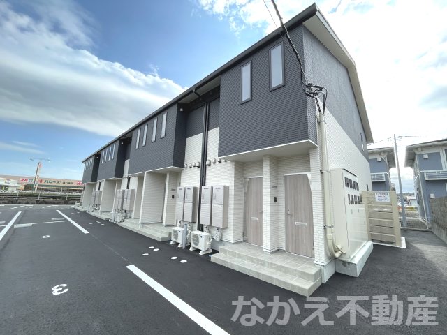 建物外観　落ち着いた雰囲気の外観です