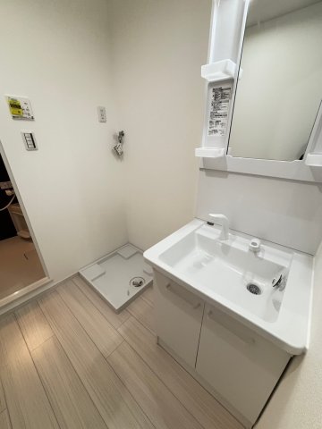 洗面設備　詳細は、RISUMO江坂本店までお問合せください♪