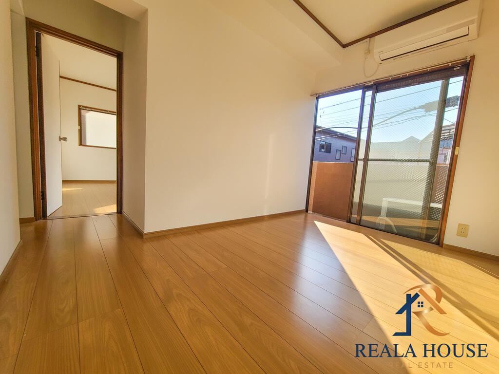 居室・リビング　別部屋の参考写真です。