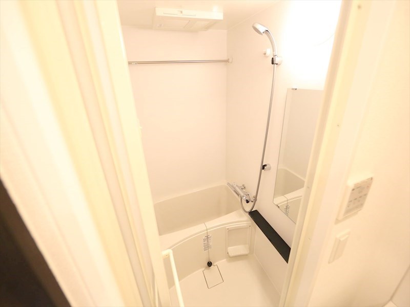 バス・シャワールーム　バスルーム　浴室暖房乾燥機付き