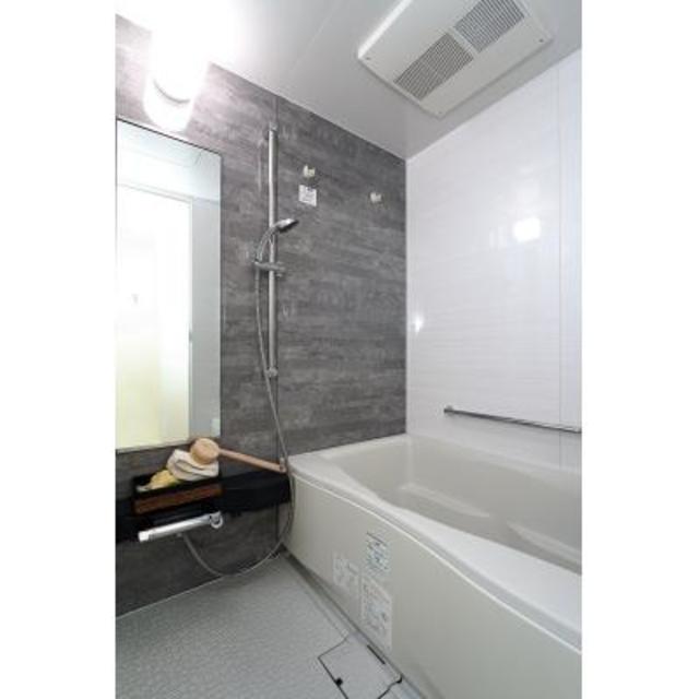 バス・シャワールーム　※写真は同タイプ住戸です。