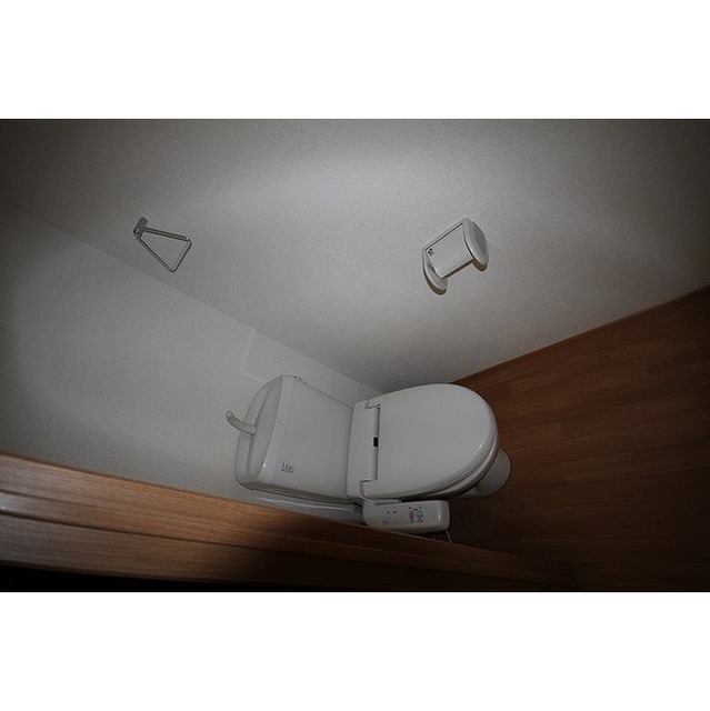 トイレ　同タイプの部屋となります