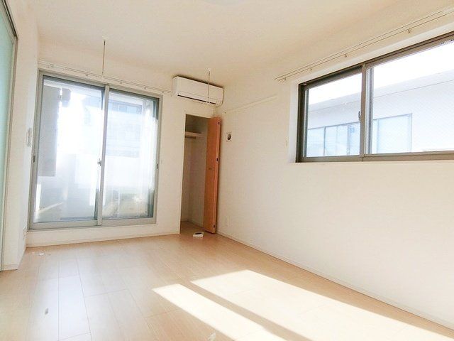 居室・リビング　洋室