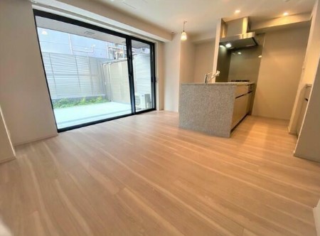 居室・リビング　ゆったり過ごせる居間です