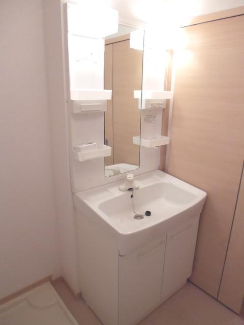 トイレ　洗髪洗面化粧台