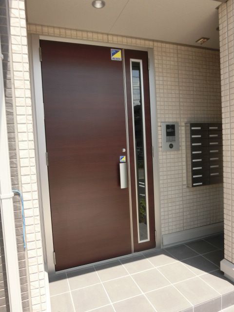 エントランス　エントランスはこちら