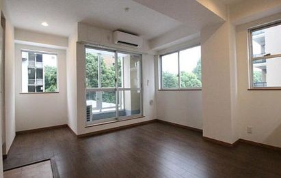 その他部屋・スペース　広くて明るい寝室