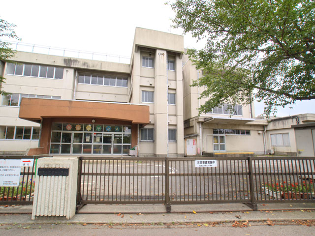 小学校　柏市立 十余二小学校（小学校）まで907m