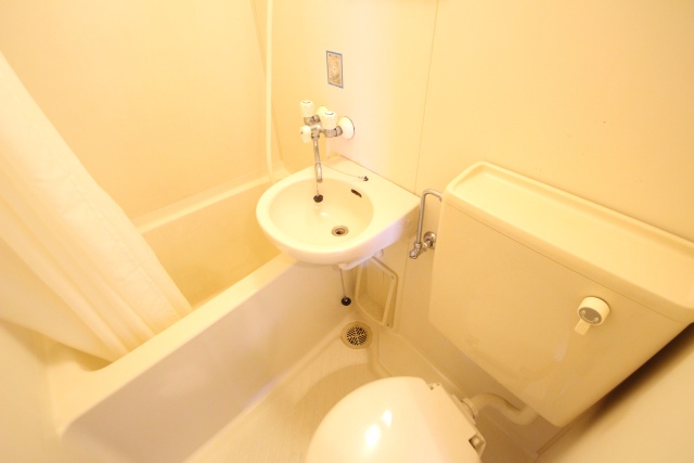 バス・シャワールーム　別室の参考写真です。※現況優先