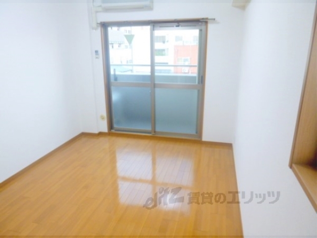 居室・リビング　洋室