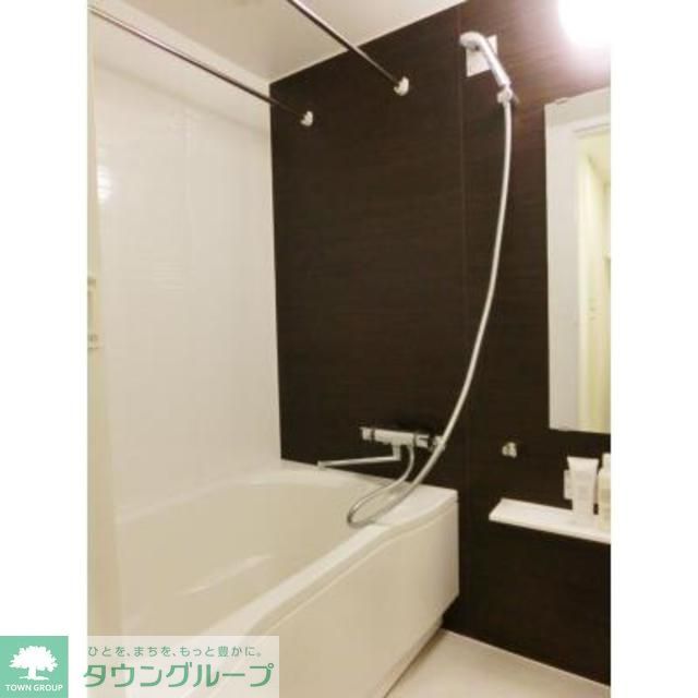 バス・シャワールーム　※写真は同タイプ住戸です。