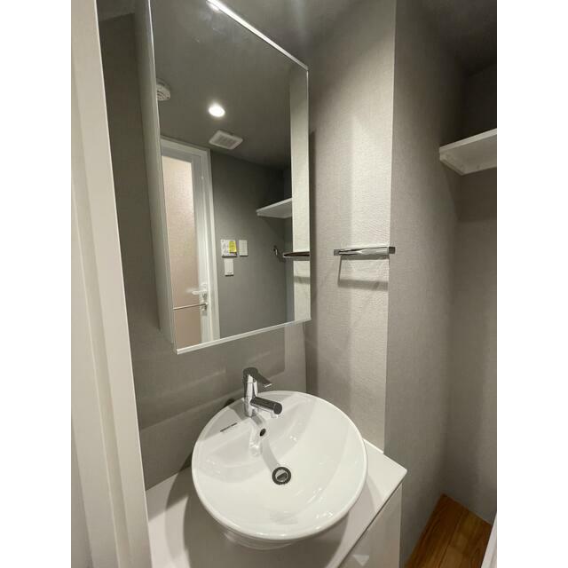 洗面設備　嬉しい独立洗面台付き。