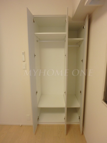 収納　洋室収納