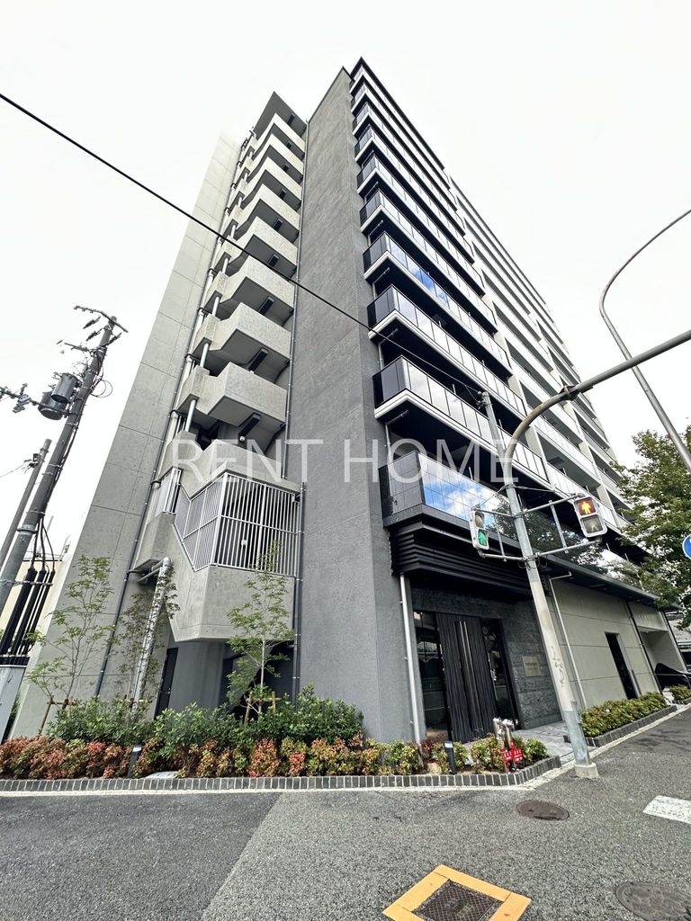 建物外観　RC造の11階建てマンションです。