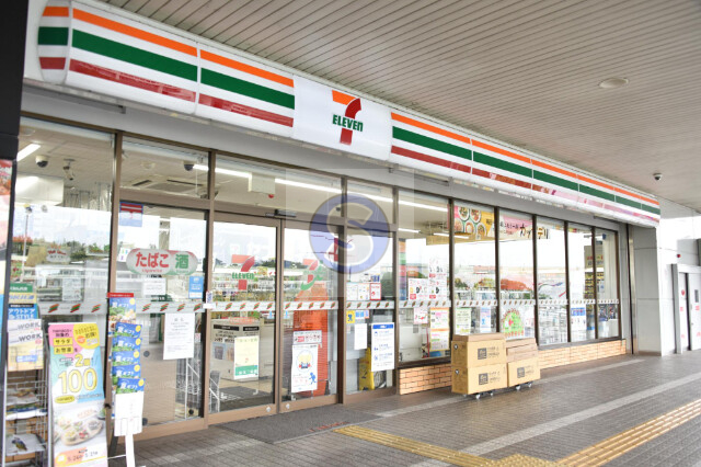 コンビニ　セブンイレブン大阪立売堀1丁目店（コンビニ）まで86m