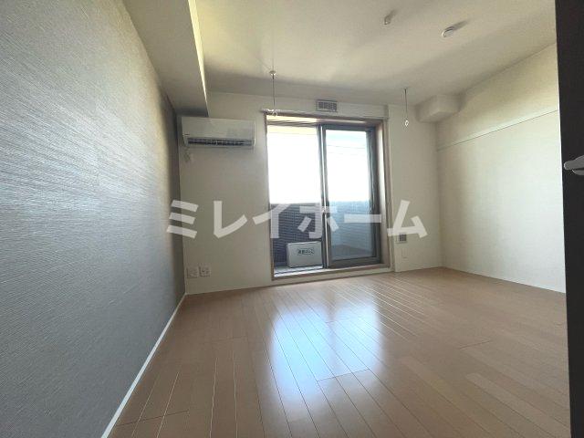 居室・リビング　同建物内、別のお部屋の参考写真になります。