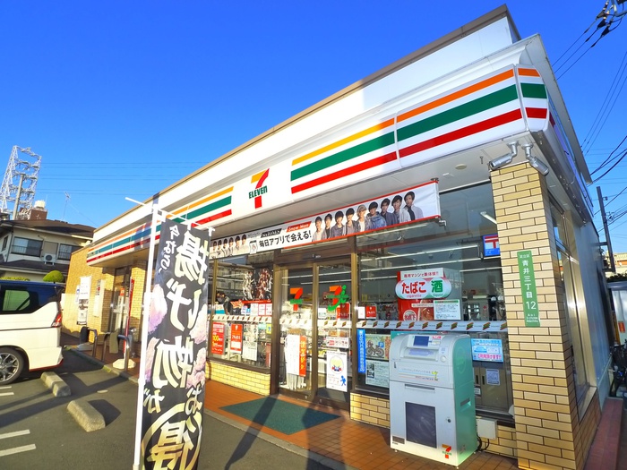 コンビニ　セブンイレブン　一ツ家三丁目店（コンビニ）まで381m