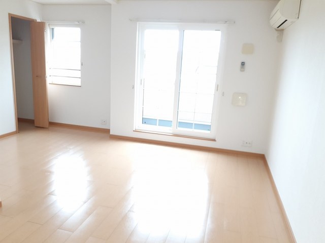 居室・リビング　ＬＤＫ１２.８帖