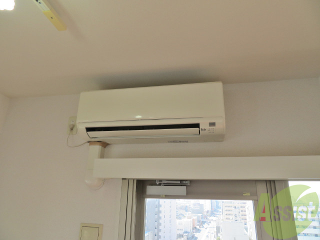 その他設備　エアコンがあらかじめついてます。夏も冬も快適ですよ。