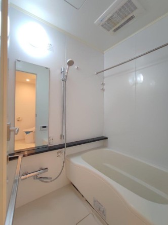 バス・シャワールーム　同タイプのお写真です