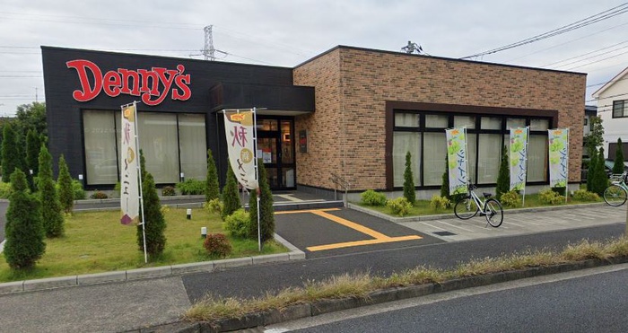 飲食店　デニーズ（飲食店）まで290m