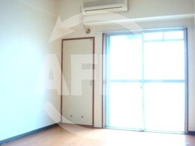 居室・リビング　ジョイフル西船場　洋室